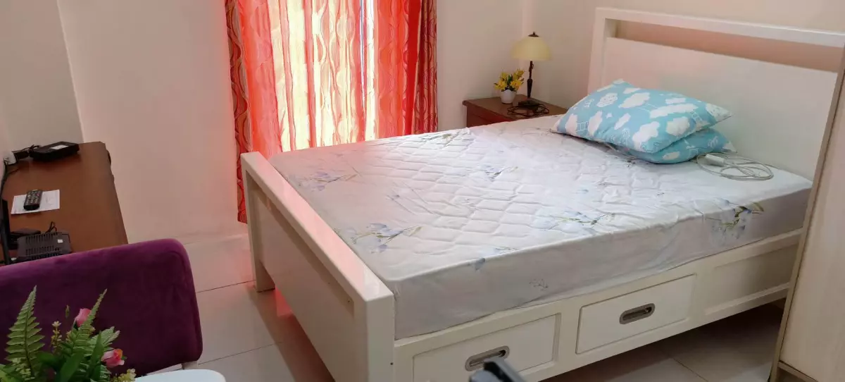 Studio unit for sale in Persimmon Tower 3 - photo 3