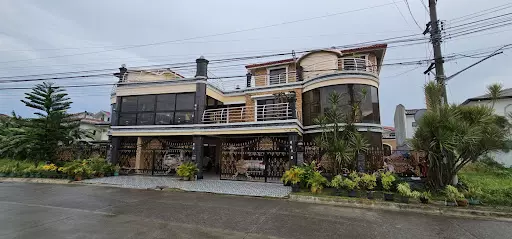 3 storey 10 Bedrooms Single Detached House in Talisay City Cebu