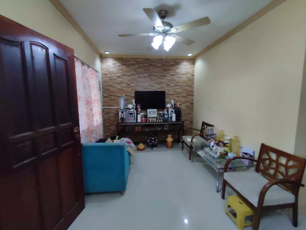 2-Bedroom Home with Dual Garages in San Isidro, General Santos City! - photo 3