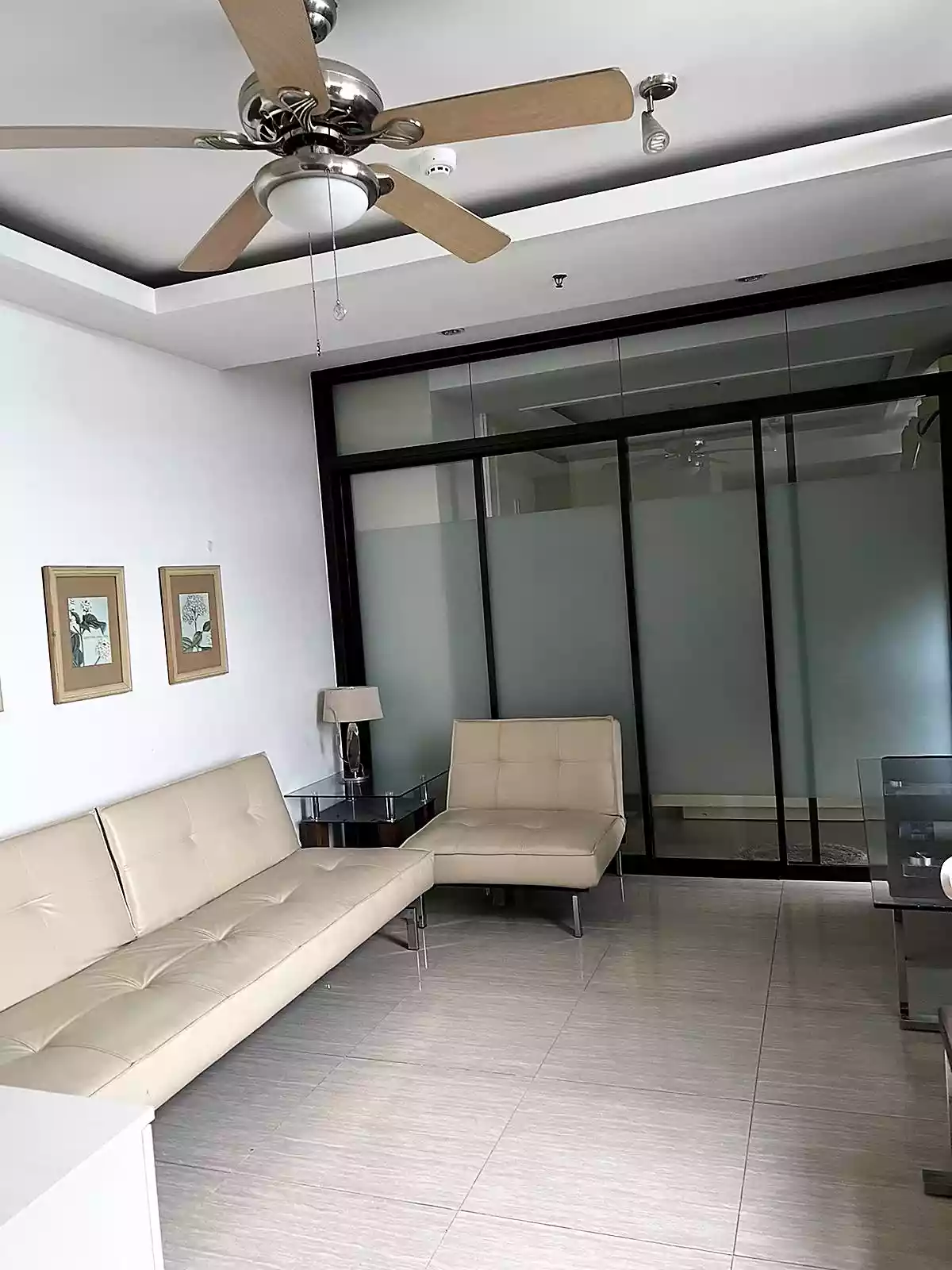 For sale  Studio type unit in Mandaue  Beside CDU — Studio in Larazabal Street, Mandaue City, Philippines — Photo 2