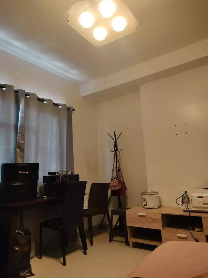 CasaMira Towers Labangon Studio Unit - photo 5