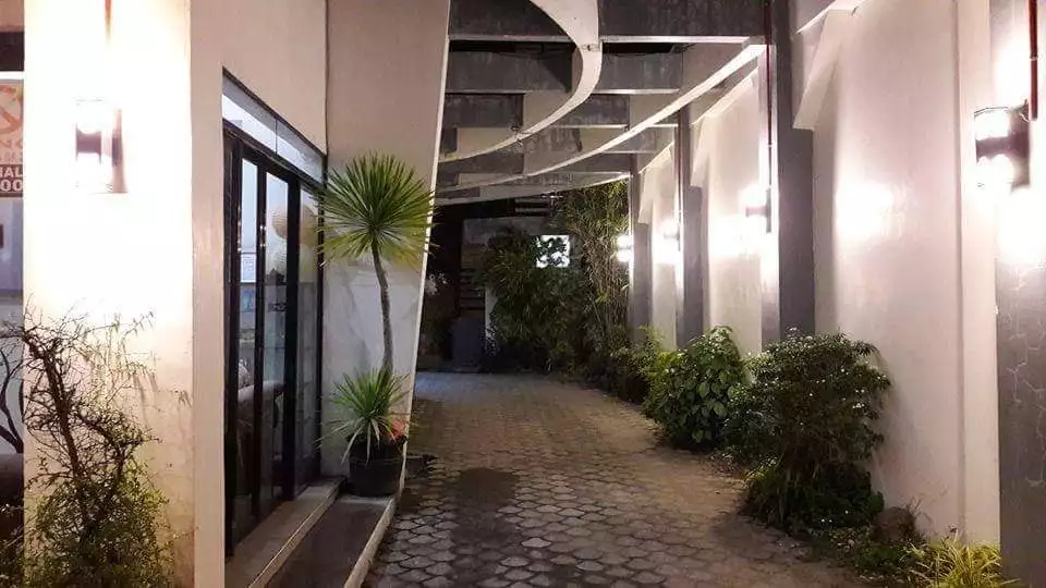 Open photo 11 of 12 — Suites in Gensan 