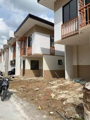 CasaMira Naga ThC-end for assume — Townhouse in City of Naga, Cebu, Philippines — Photo 3