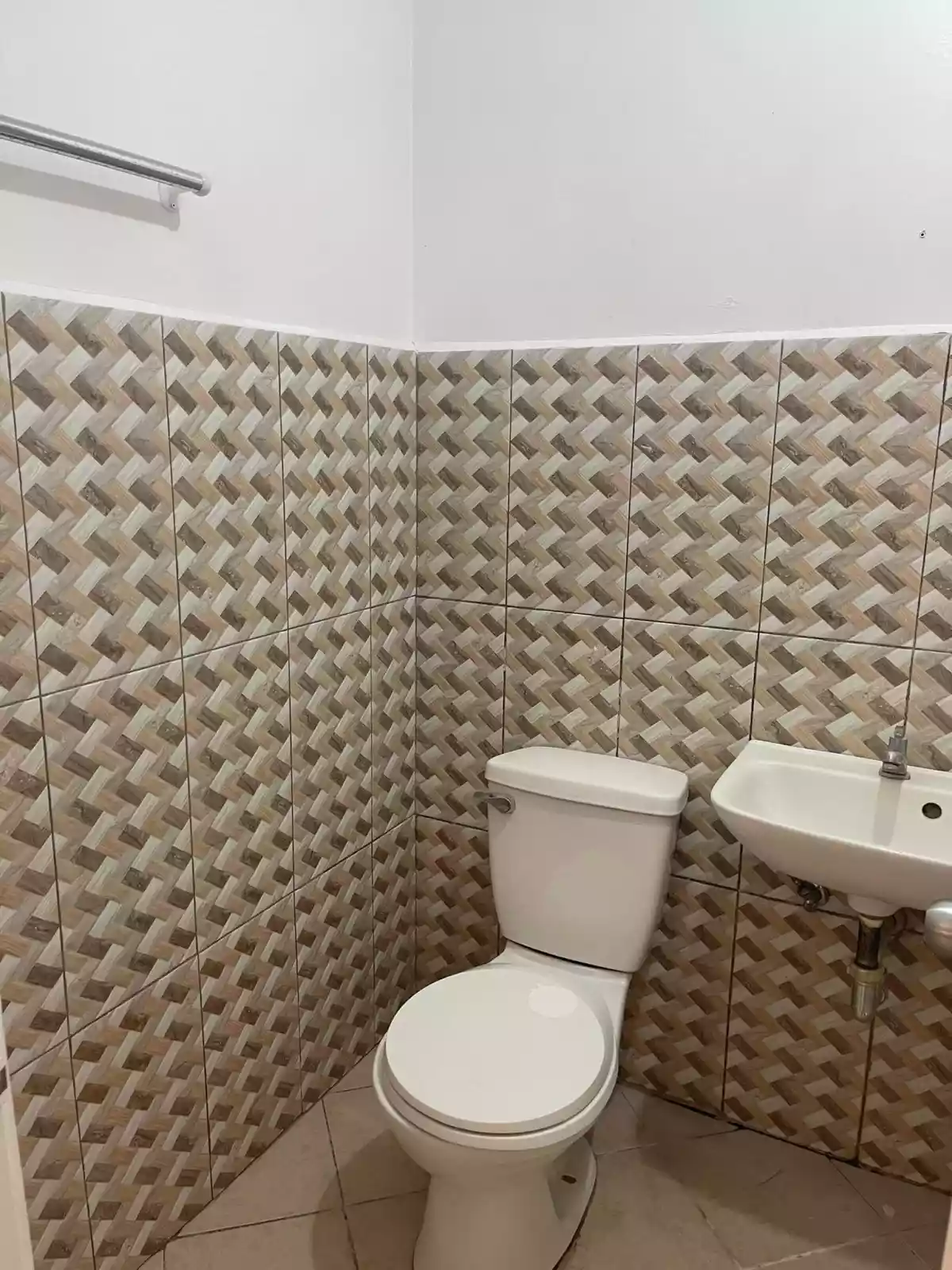 Adelaida Park Residences uptown for rent — House and Lot in Cagayan de Oro, Misamis Oriental, Philippines — Photo 4