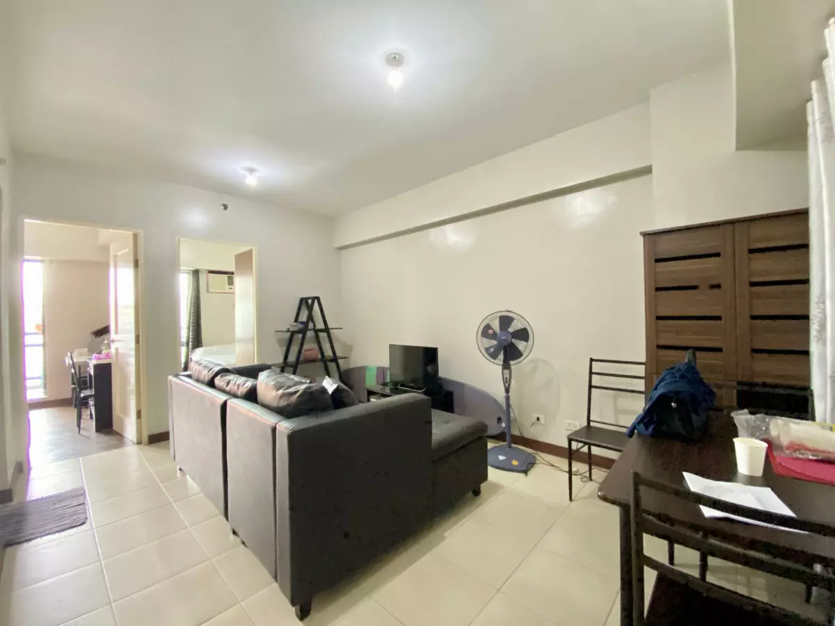 2BR UNIT WITH PARKING FOR SALE AT FLAIR TOWERS, MANDALUYONG  