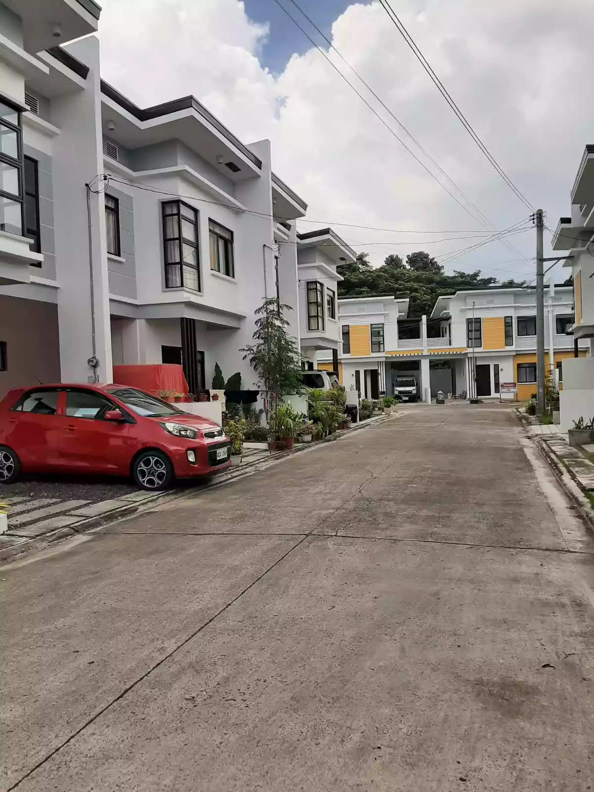 Open photo 12 of 13 — House for Rent