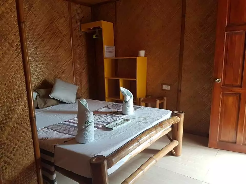 LODGING HOUSE FOR SALE IN MALAPASCUA ISLAND, CEBU - photo 6