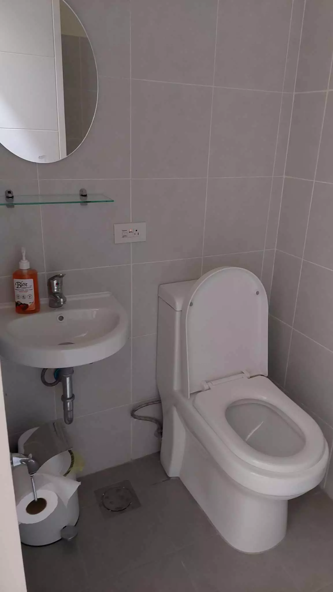 STUDIO FOR RENT NORTHWOODS PLACE - photo 4