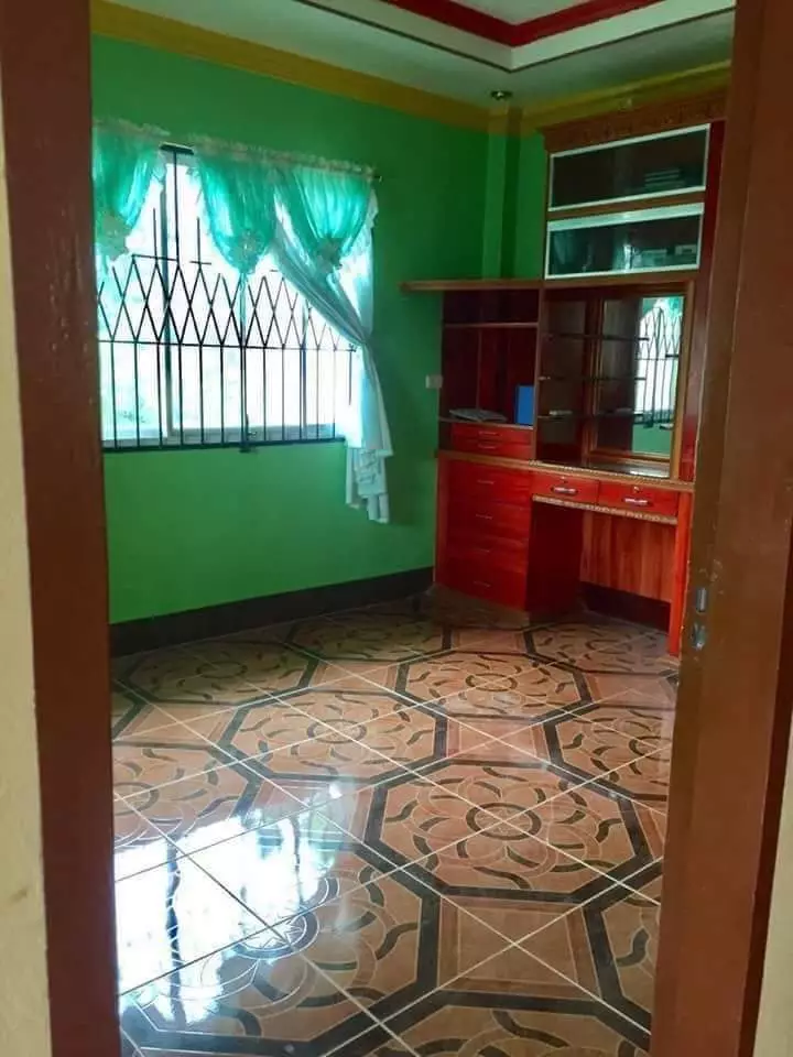 House ðŸ  & Lot for Sale - photo 4