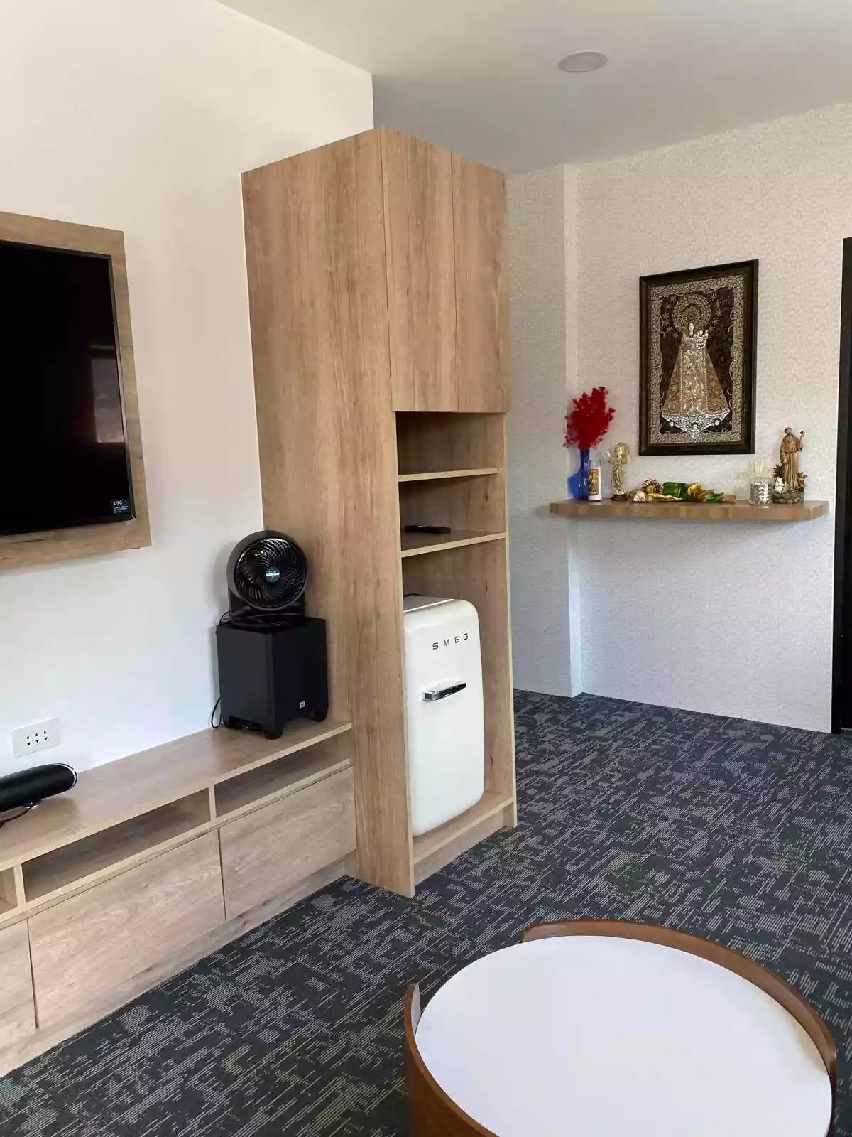 Open photo 12 of 17 — Modern House and Lot in Tubod Minglanilla with Swimming Pool