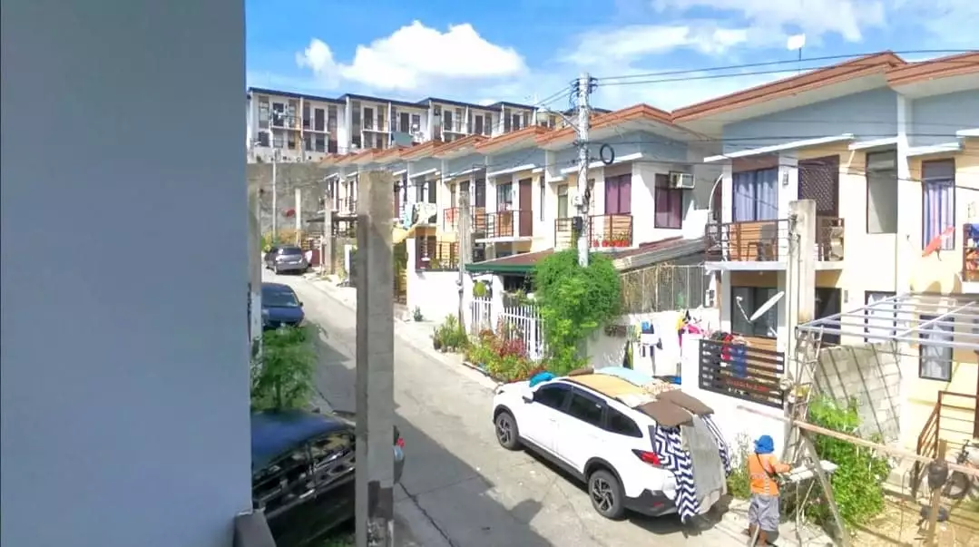 Casa Mira Linao Townhouse For Sale - photo 4