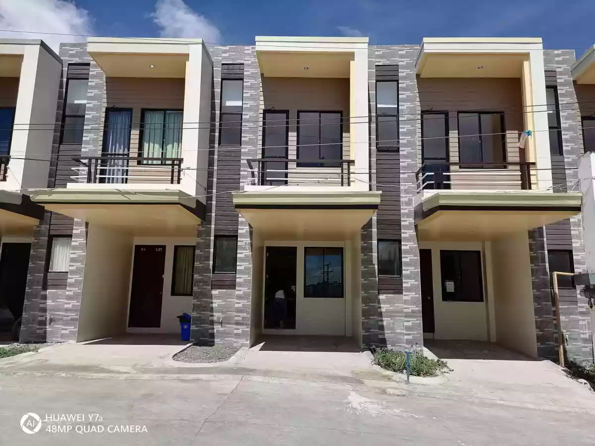 House and Lot for Assume - photo 5