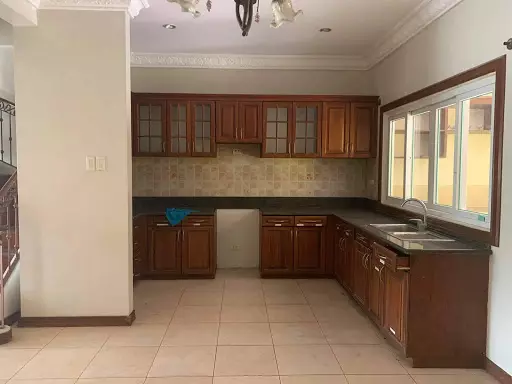 Big Townhouse for Sale — Townhouse in Cebu City, Cebu, Philippines — Photo 2