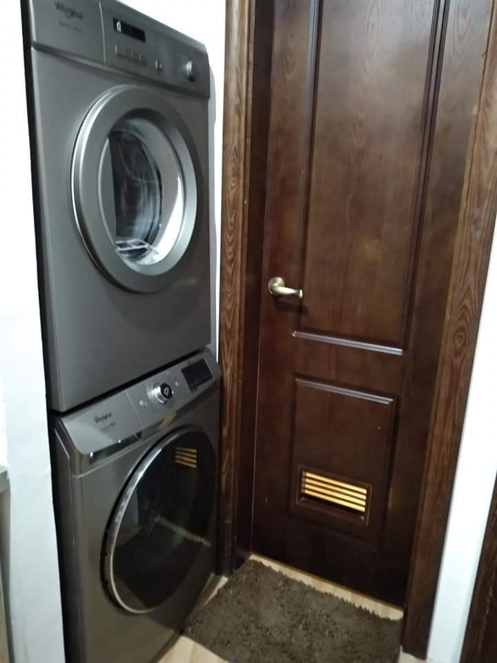 2-Bedroom Fully-Furnished Mansionette For Rent - photo 7