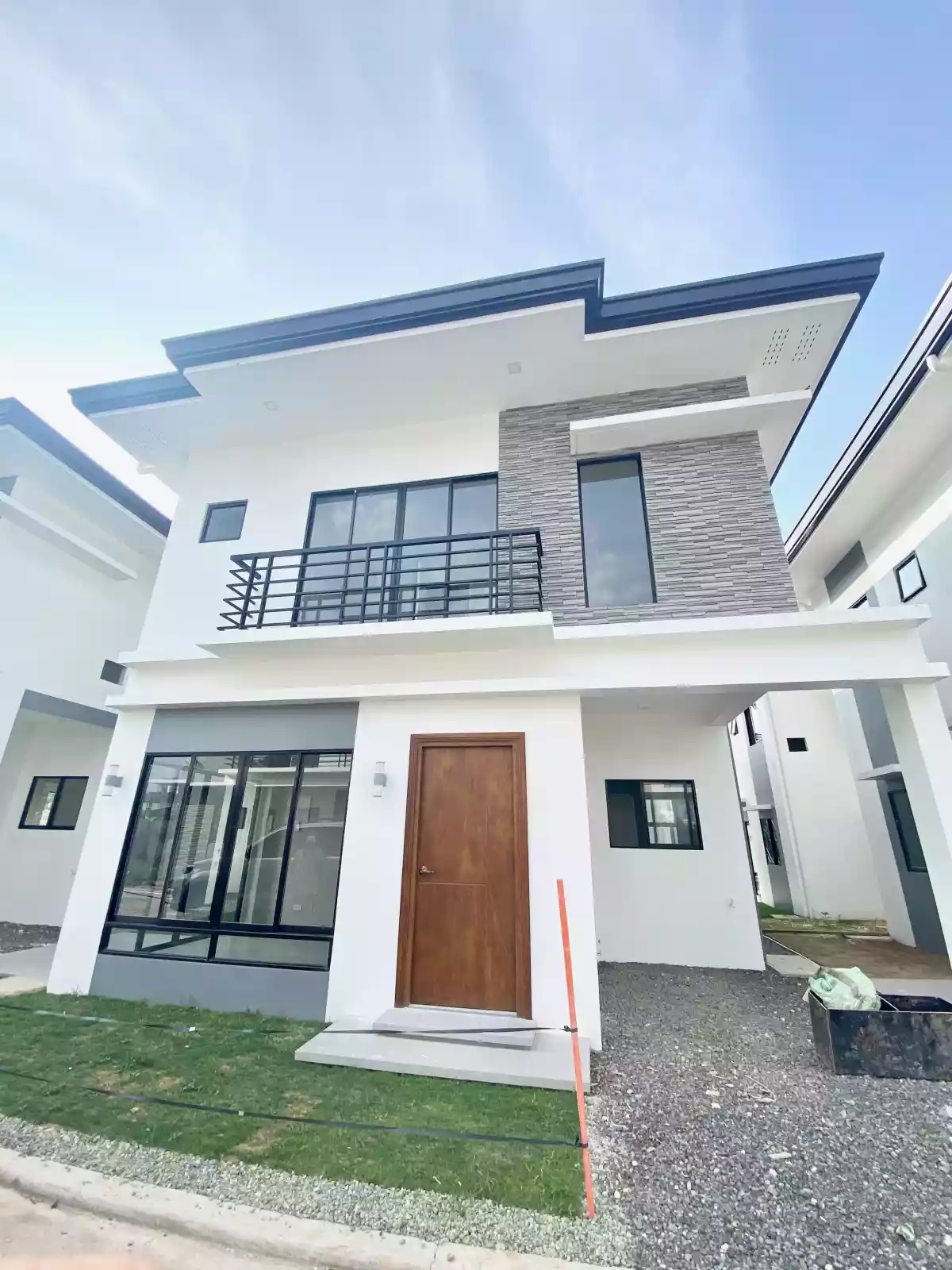 4Bedroom House and Lot at Sola Dos  - photo 2