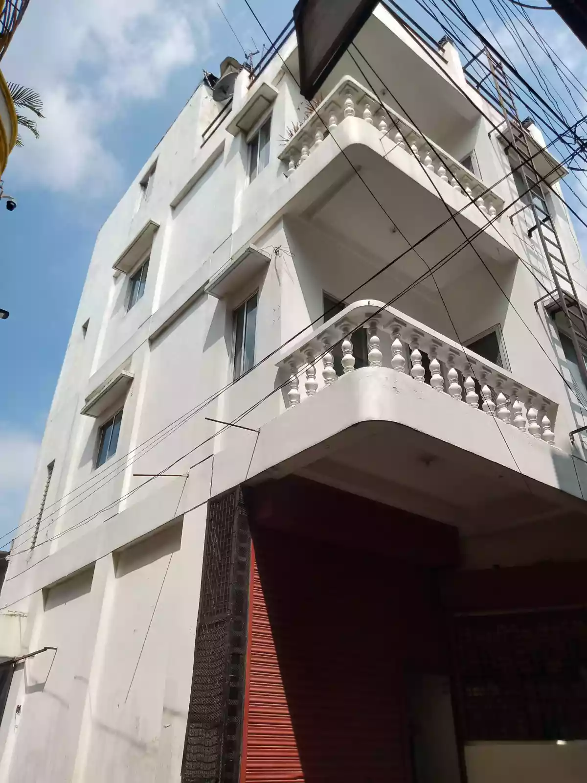 FOR SALE: 196sqm Apartment near SM Sucat, Paranaque City