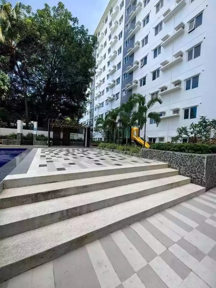 Open photo 13 of 13 — Symfoni Alto Studio Unit For Sale