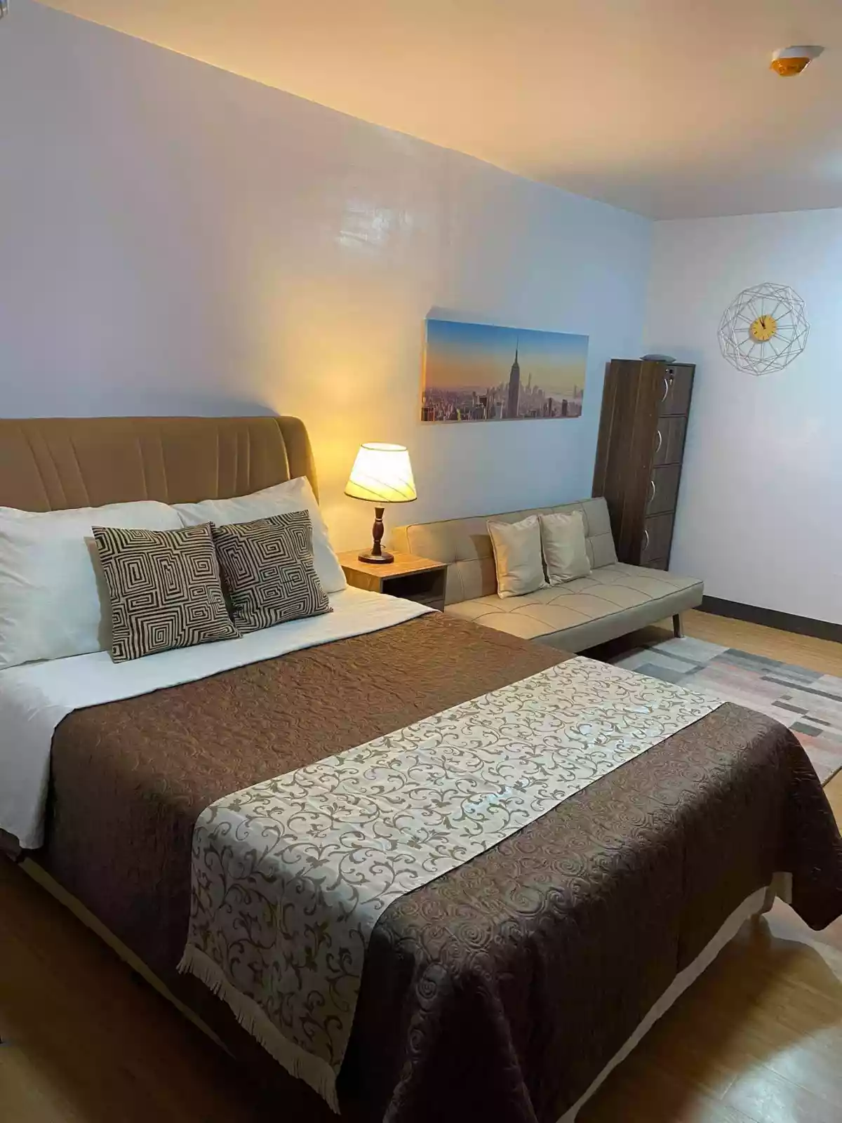 FULLY FURNISHED STUDIO UNIT — Studio in Mandaue City, Cebu — Photo 5