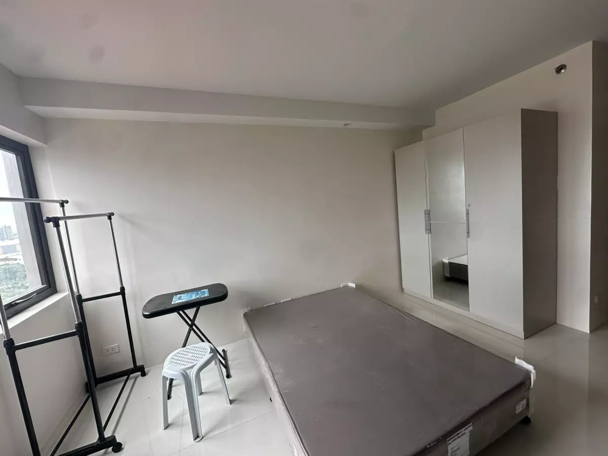 For Assume Condominium - The Persimmon Studio — Studio in H. Joaquino Street, Cebu City, Central Visayas — Photo 4