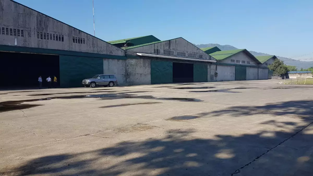 WAREHOUSE FOR RENT 3,400 SQM - photo 3