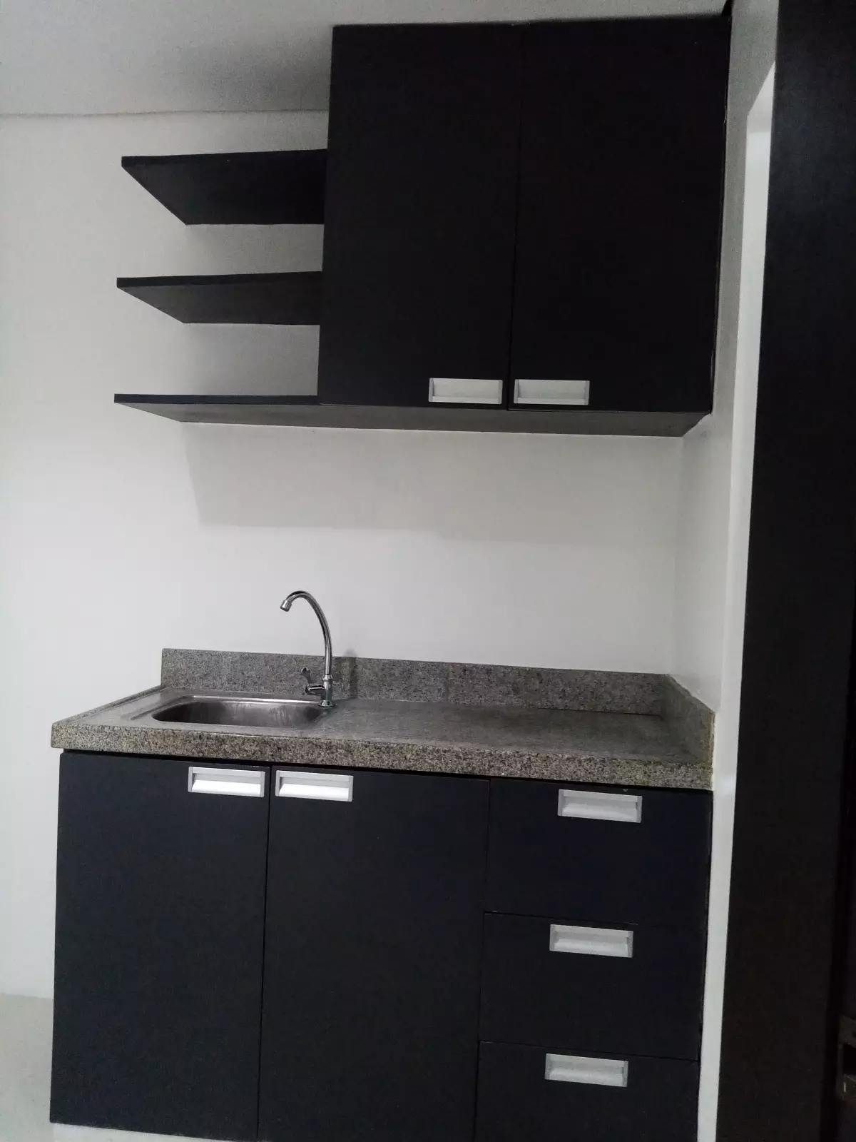 FOR RENT! 1BR CONDO UNIT IN ATELIER RESIDENCES  - photo 5