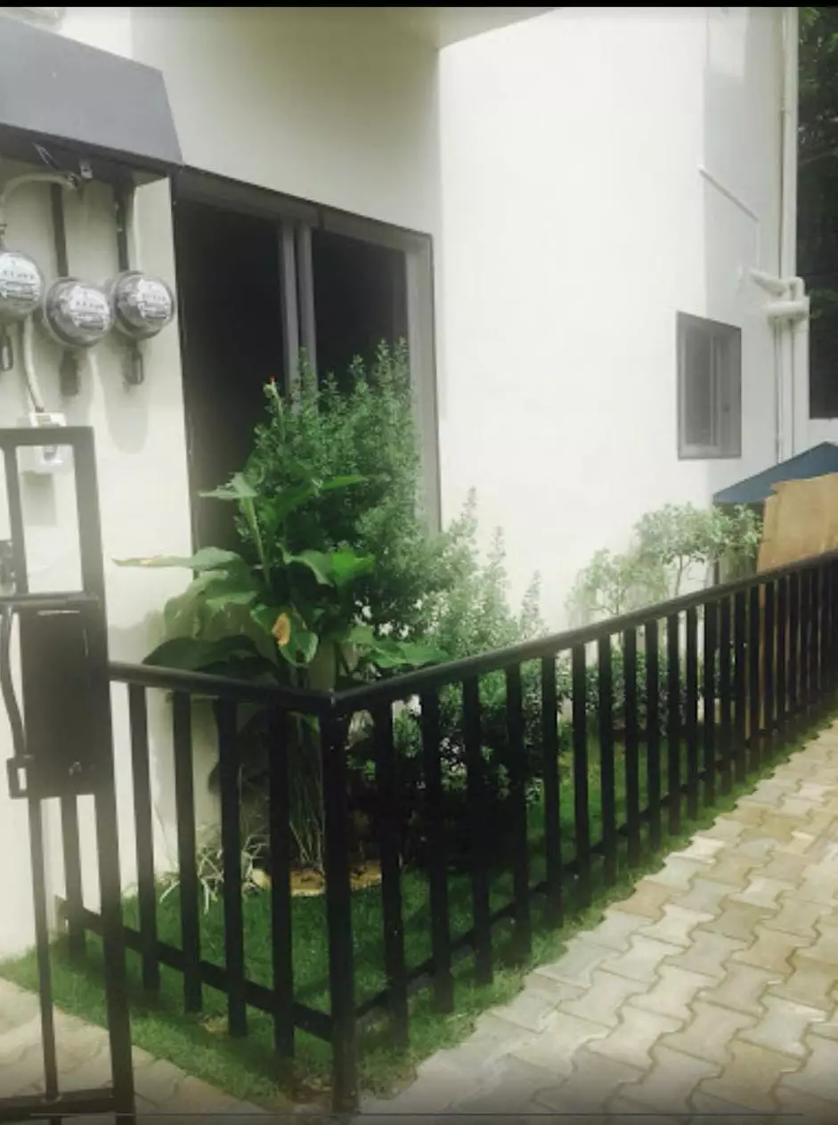 Income Generating Apartment Building - photo 2