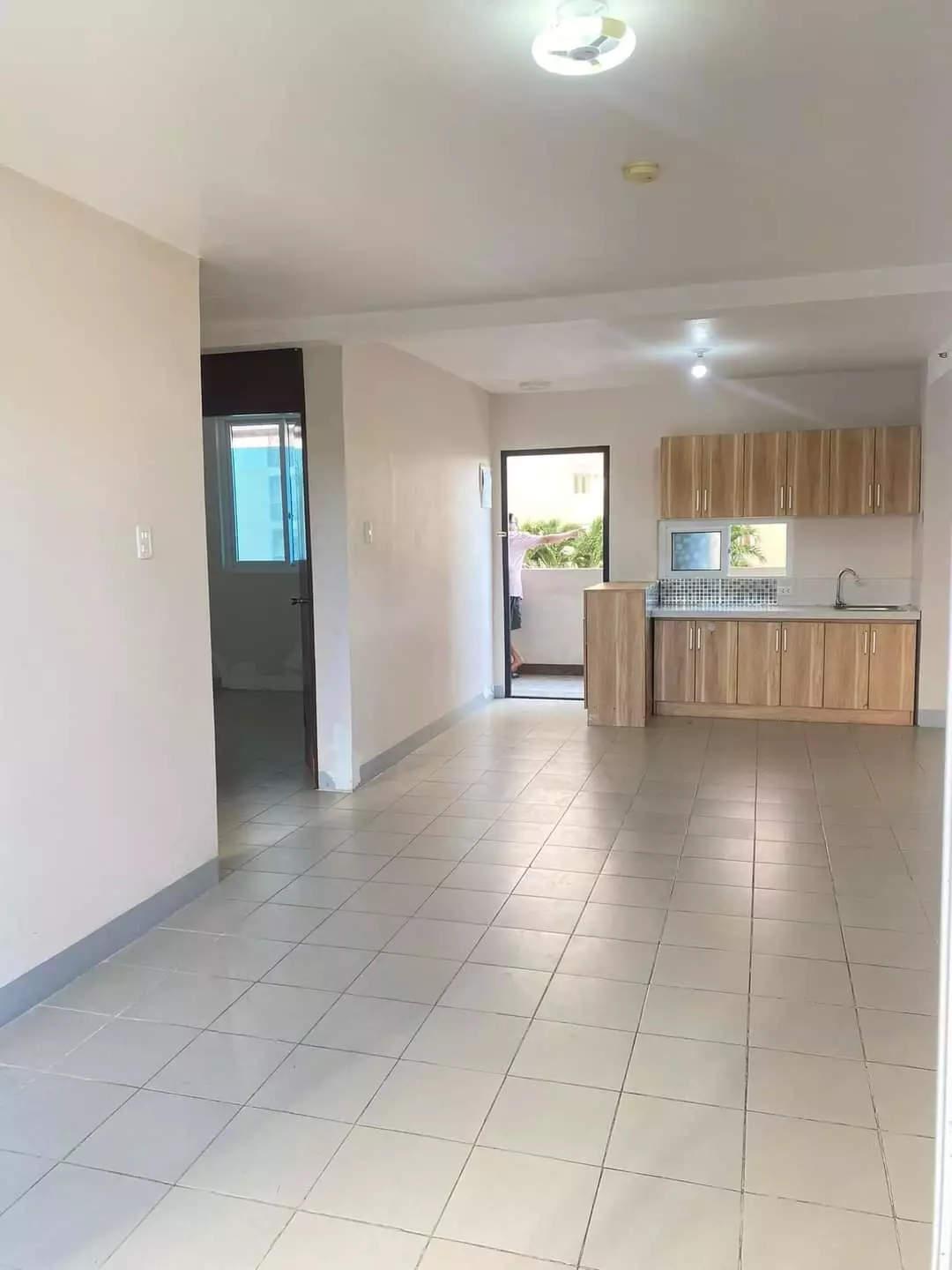 For assume 2 BR — 2 Bedrooms in Marigondon Beach Road, Lapu-Lapu City, Central Visayas — Photo 3