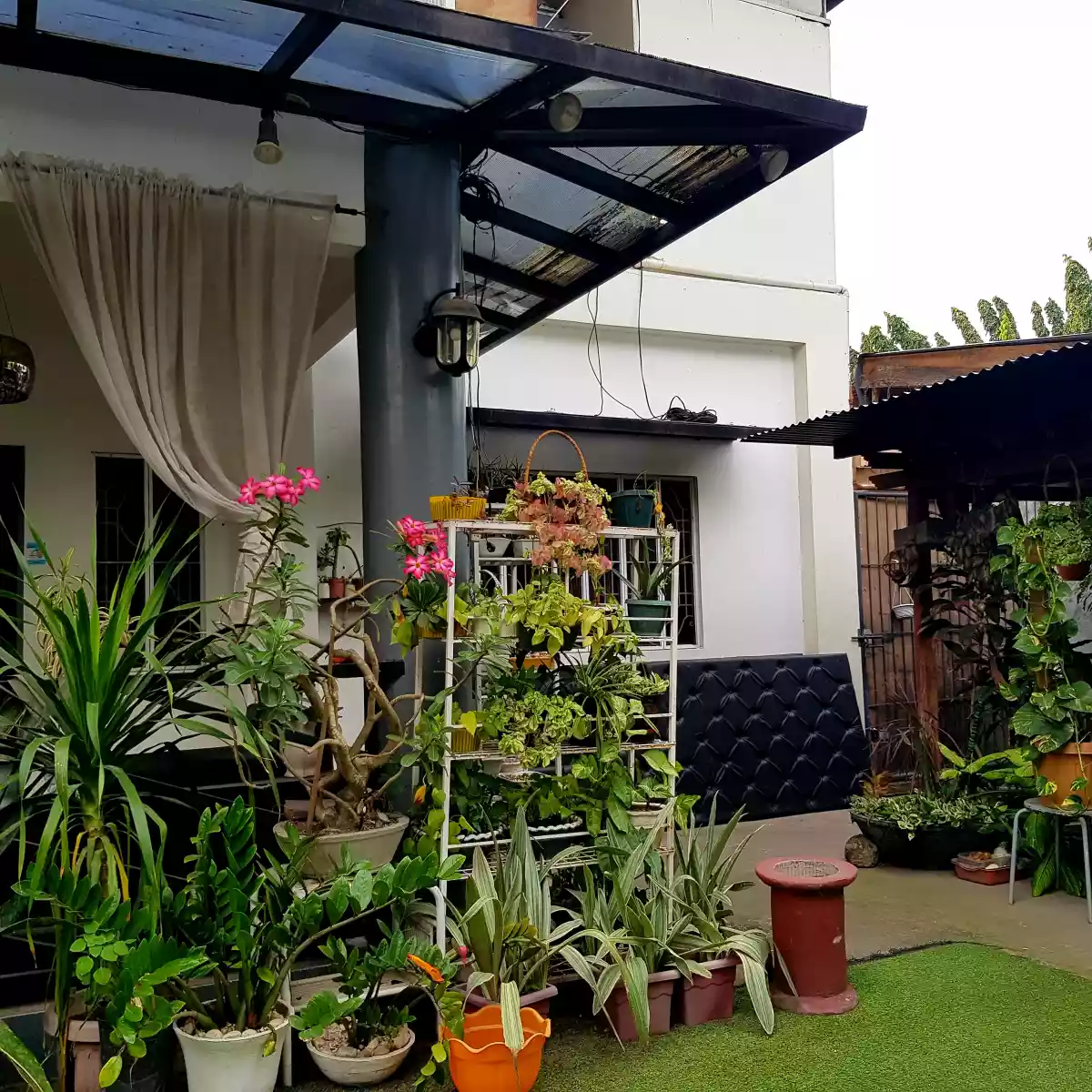 House & Lot in City Heights - photo 5