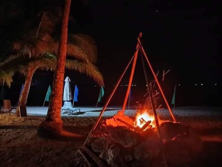 SIPALAY TITLED BEACH PROPERTY — Beach Lot in Sipalay, Negros Occidental, Philippines — Photo 3