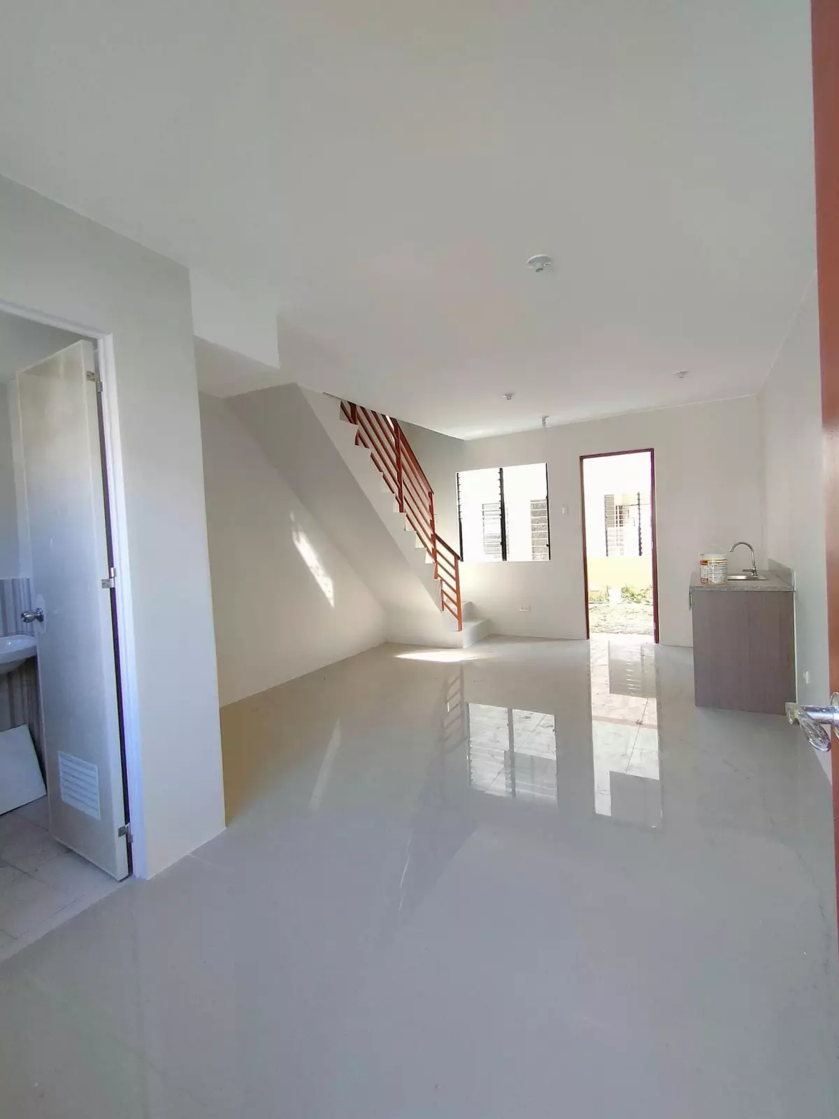 Casa Mira South Townhouse — Townhouse in Naga, Cebu, Philippines — Photo 6
