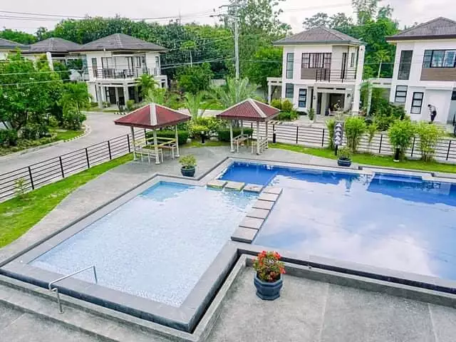 Single detached, corner with bigger area house and lot FOR SALE - photo 5