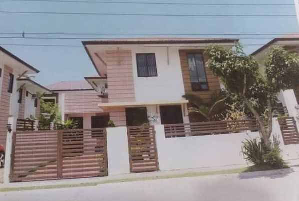 5BR House and Lot near CCLEX in Cordova, Cebu - photo 2