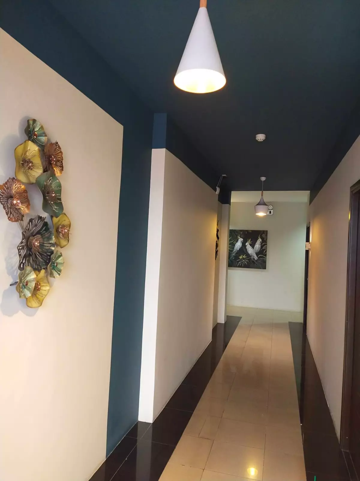 Open photo 12 of 20 — Fully Operational 3-Floor HOTEL Profitable in Downtown Davao City