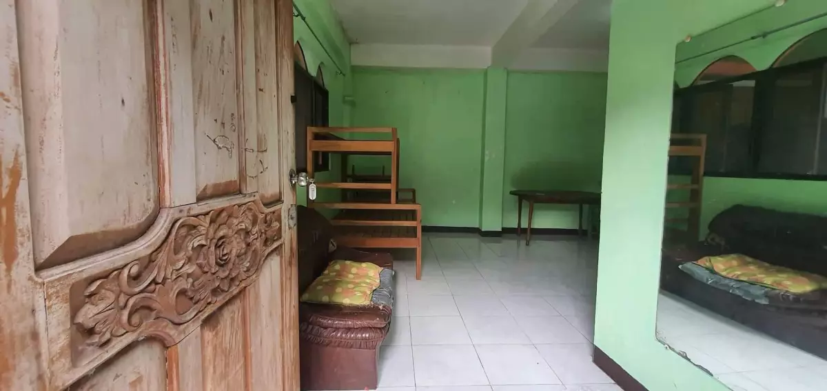 HOUSE AND LOT FOR SALE with 14 rooms for RENT — House and Lot in Malaybalay, Bukidnon, Philippines — Photo 2