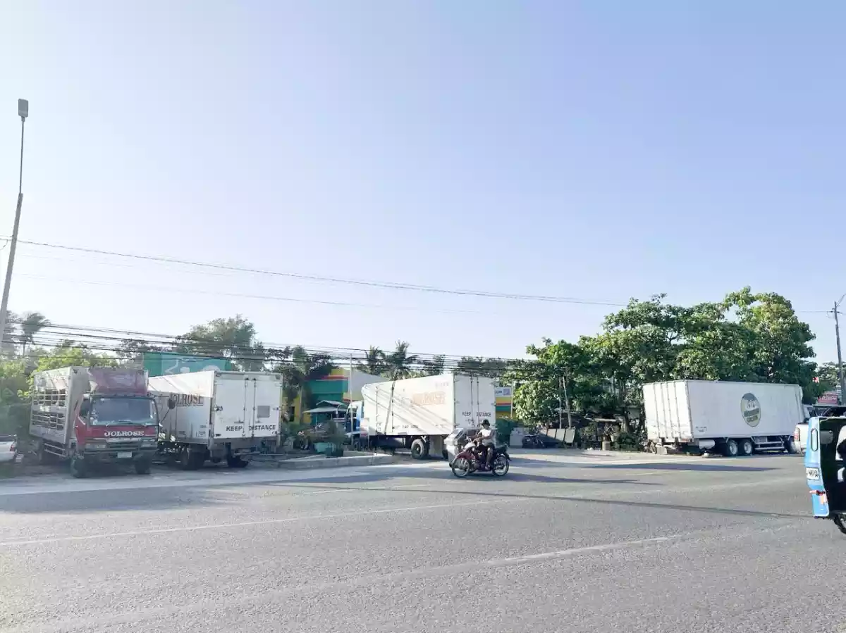 Commercial Property along Lagao National Highway 