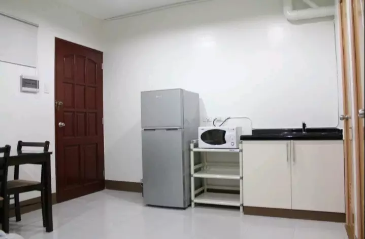 Studio Unit For Rent - photo 2