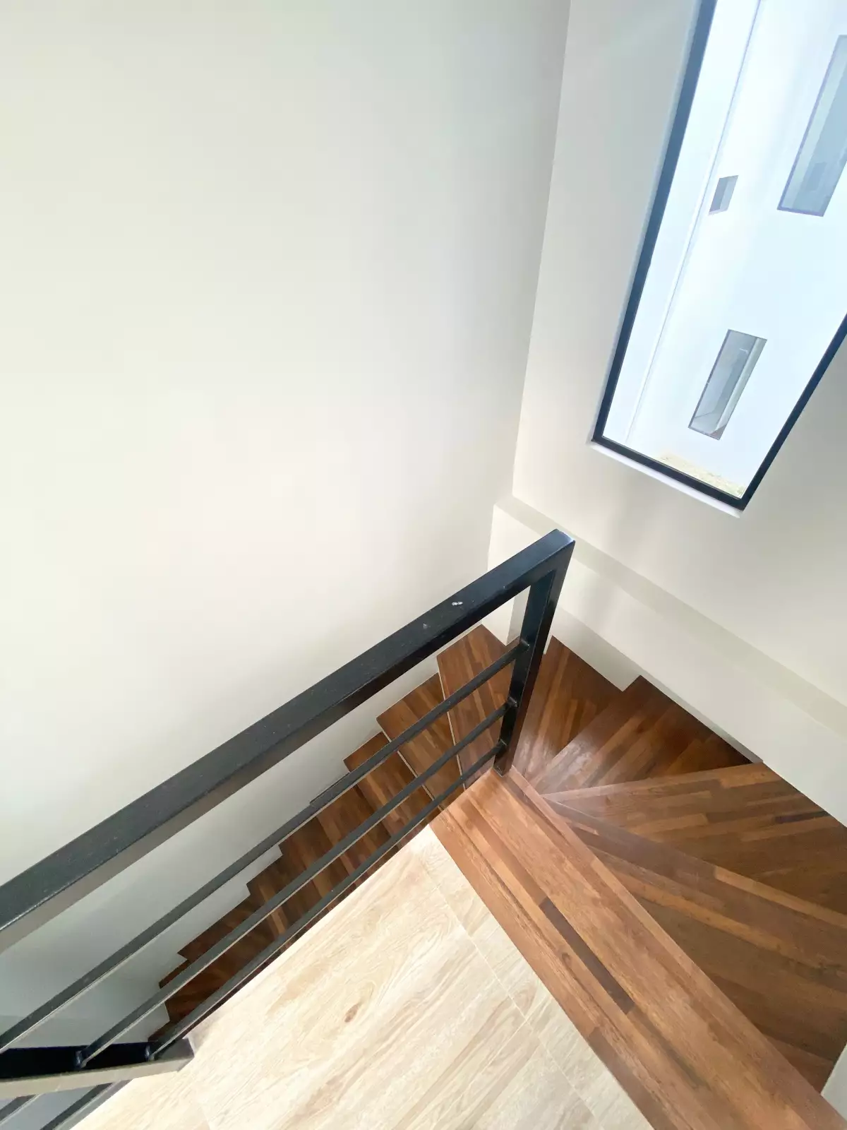 4Bedroom House and Lot at Sola Dos  - photo 7