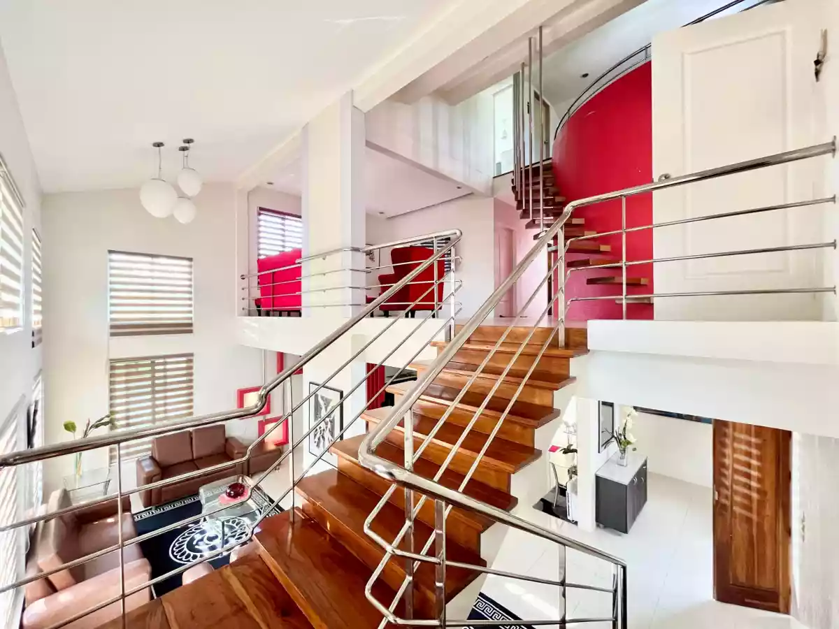 MODERN LUXURIOUS PRIVATE RESORT FOR SALE in Laguna — Beach House / Resort in Philippines — Photo 5