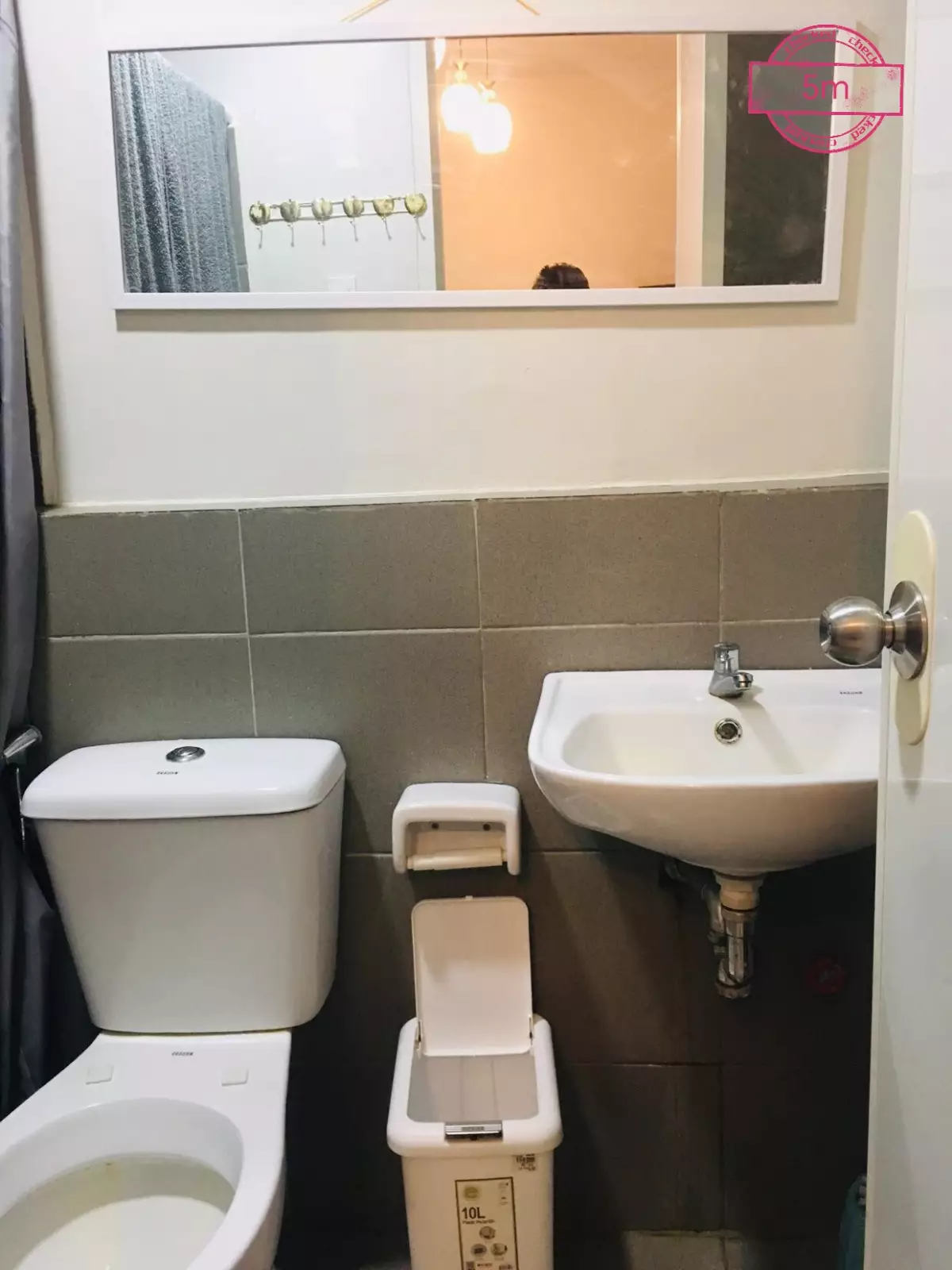 STUDIO UNIT FOR RENT @ THE HEART OF THE CITY ( BACOLOD) — Studio in Bacolod City, Negros Occidental, Philippines — Photo 4