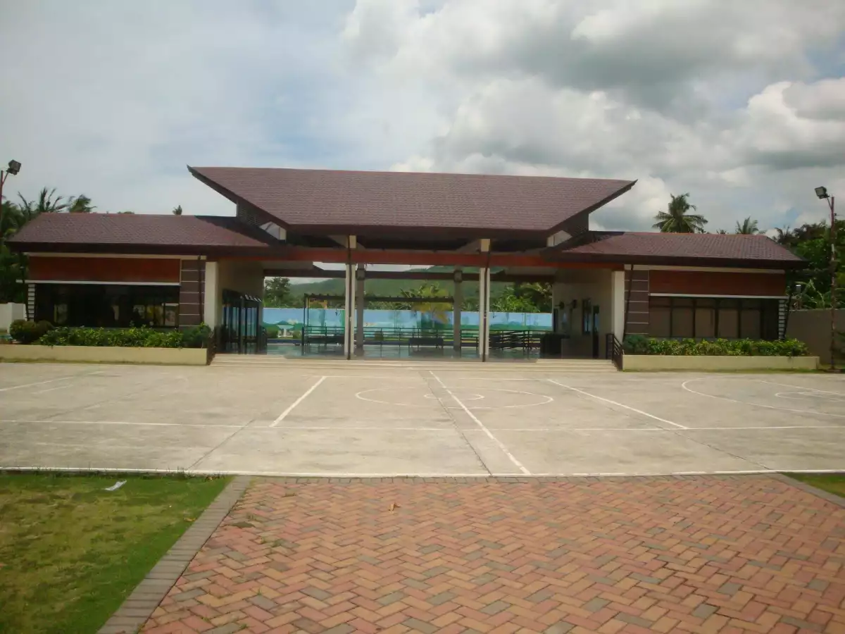 SPACIOUS FULLY FURNISHED HOUSE IN MINGLANILLA FOR RENT — House and Lot in Minglanilla, Cebu, Philippines — Photo 3