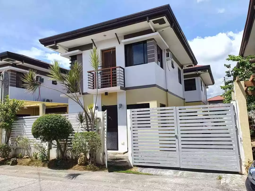 Detached House for Assume in Minglanilla, Cebu