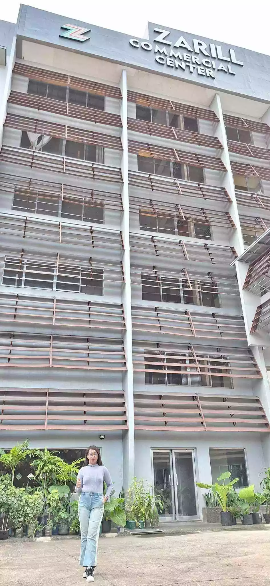 COMMERCIAL SPACE/S FOR RENT