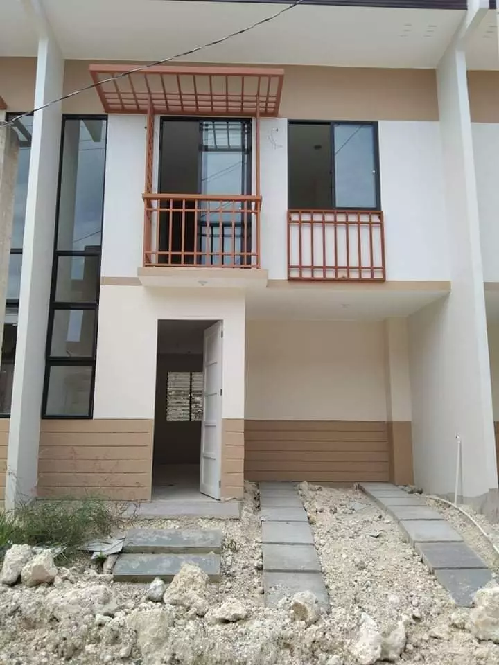 FOR ASSUME CASAMIRA SOUTH NAGA CEBU - photo 6