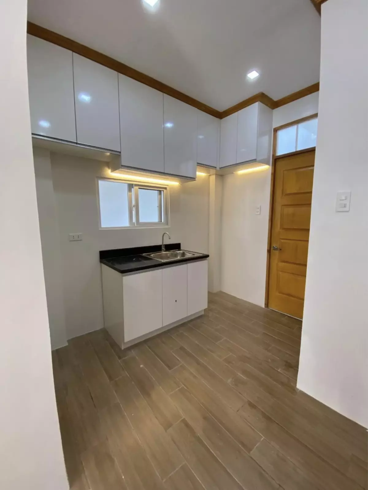 For Sale Single Attached at Estelle Woods Residences - photo 4