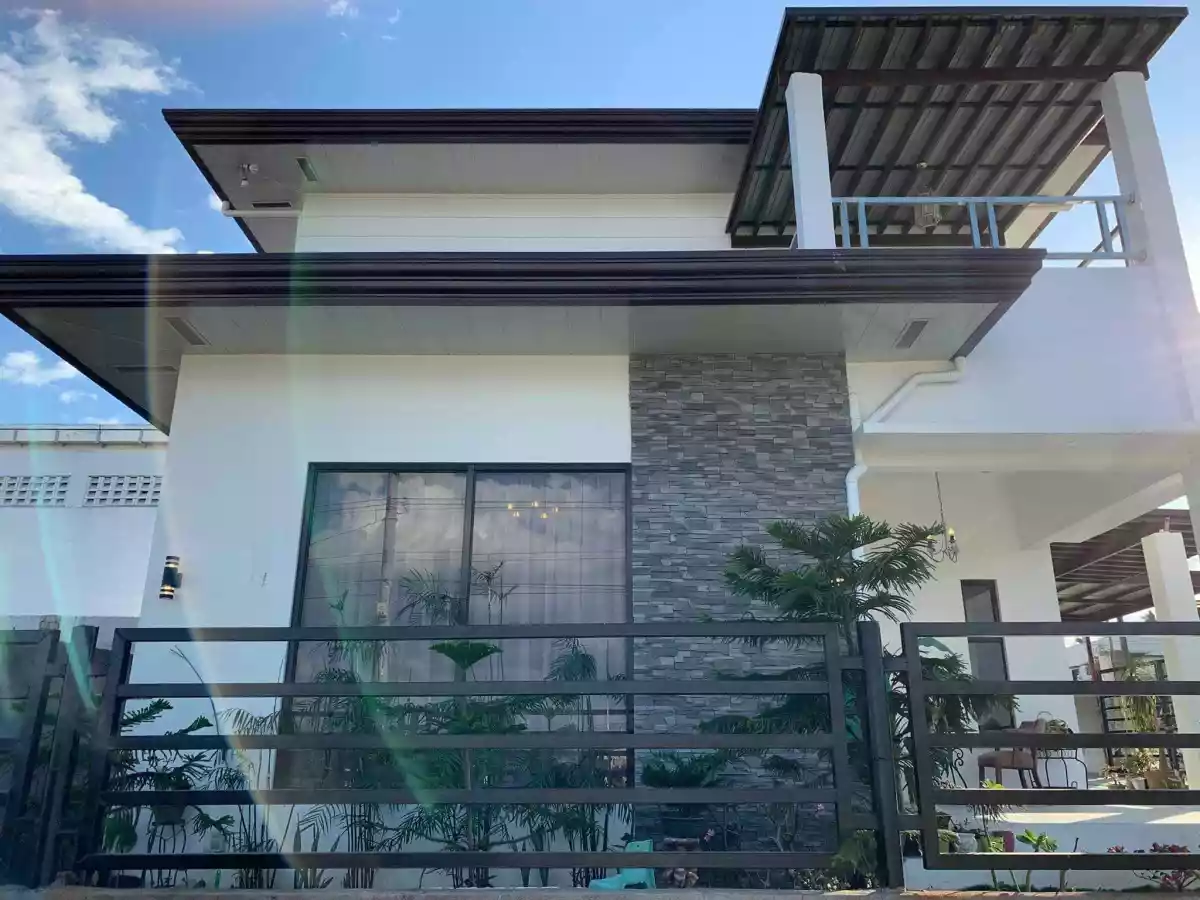 FULLY FURNISHED HOUSE AND LOT FOR SALE