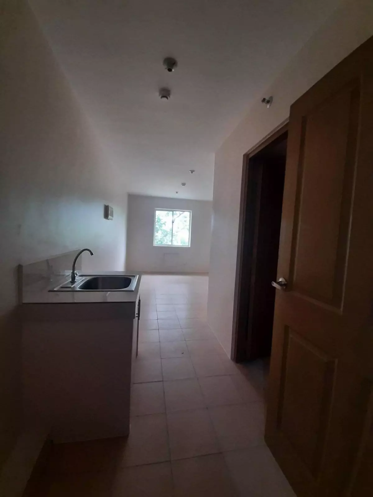 Ready to Occupy Studio Condo with Parking Lot - photo 5