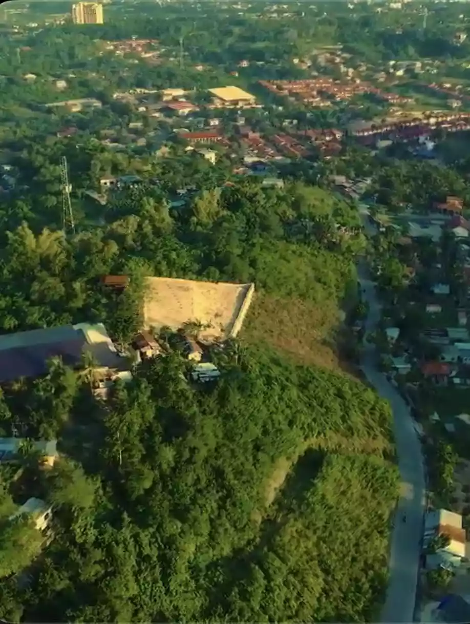 Overlooking Lot in liloan