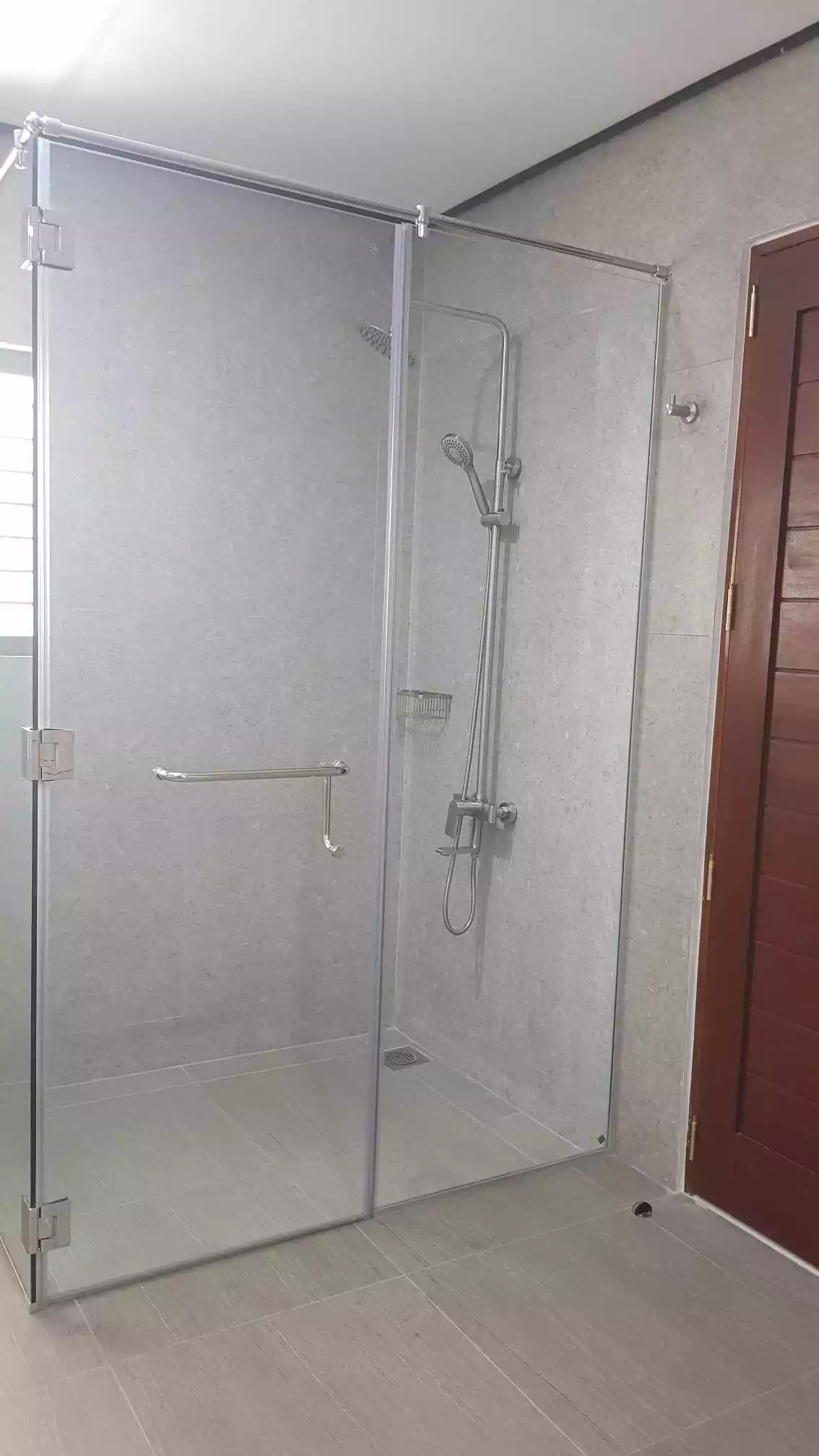 Semi-Furnished Bungalow House For Rent! — House and Lot in Fulton Street, Apas, Cebu City — Photo 3