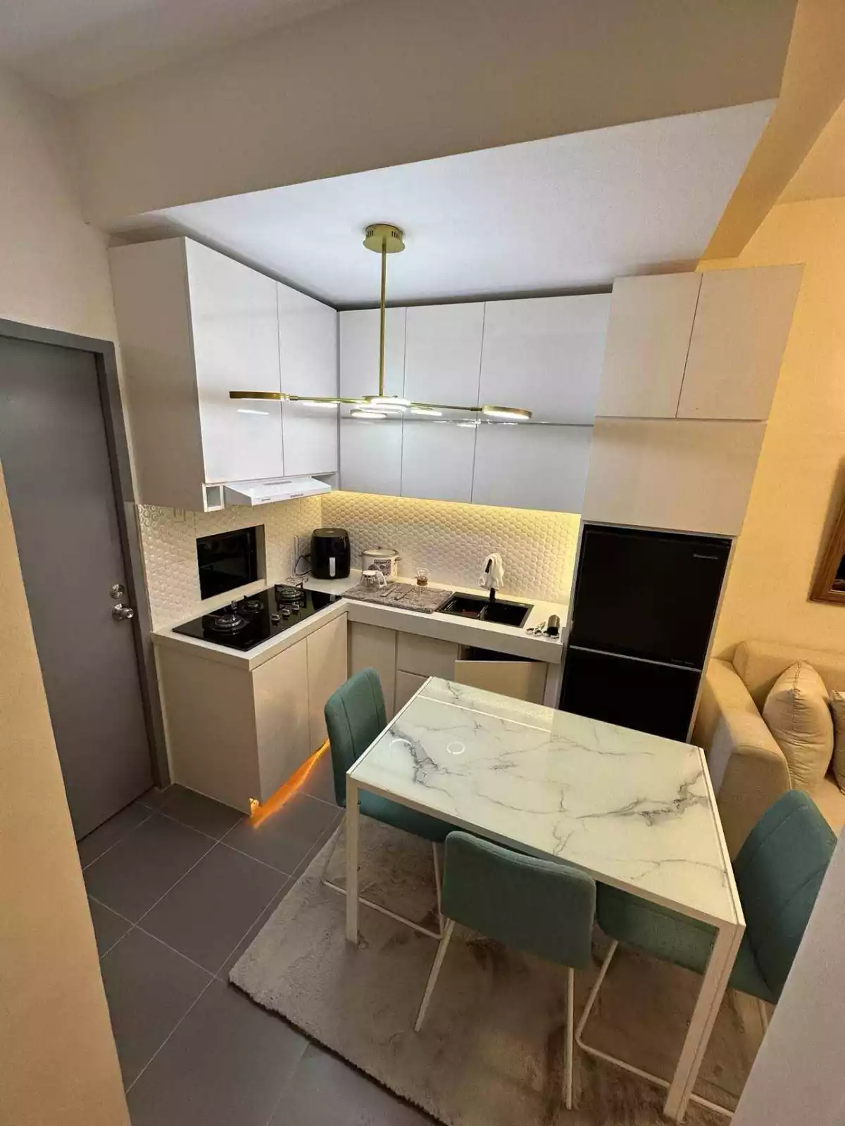 ASSUME HOUSE and LOT in AMOA 850K ONLY — House and Lot in Compostela, Cebu, Philippines — Photo 7
