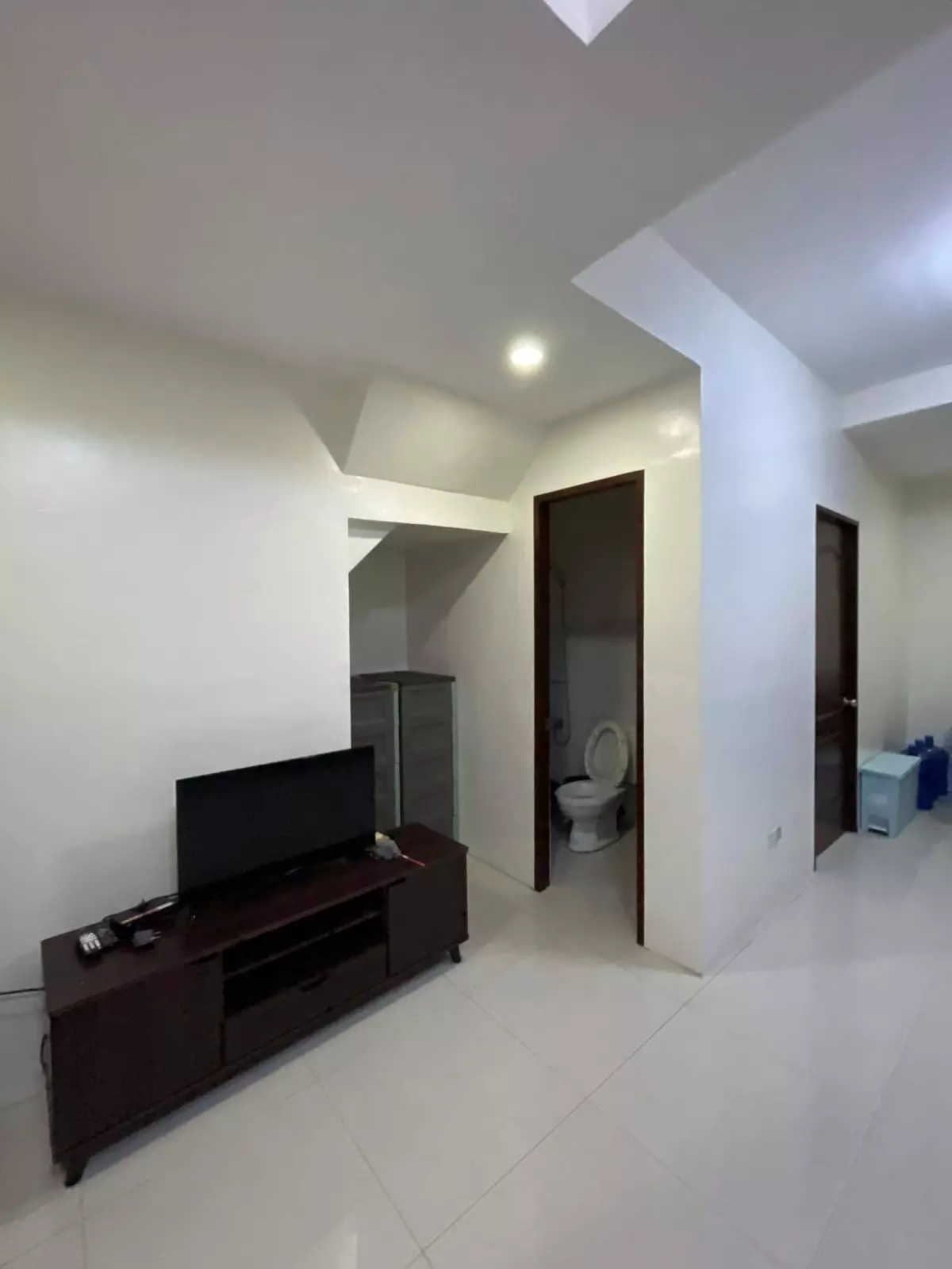 Velmiro Heights for Rent — House and Lot in Minglanilla, Cebu, Philippines — Photo 4